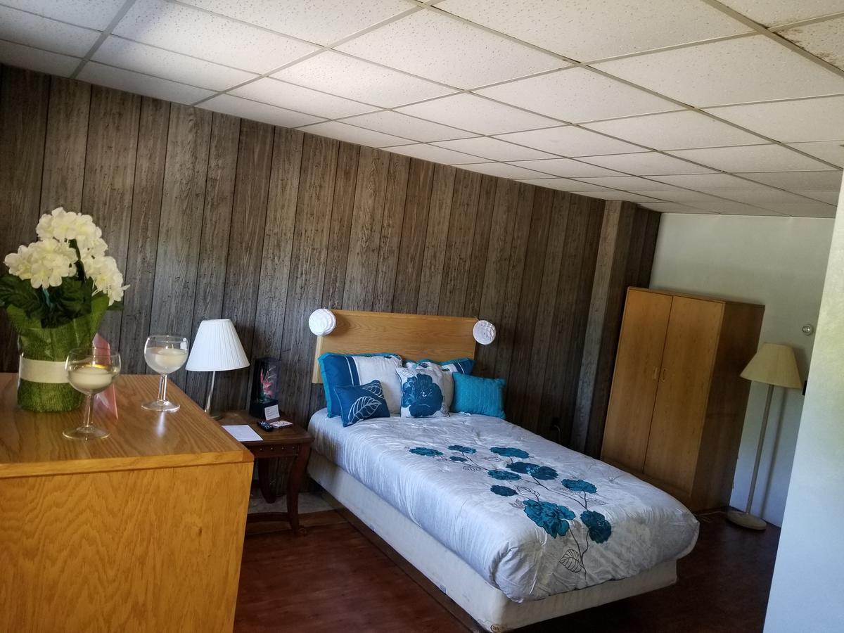 Pittsfield Motor Inn 외부 사진