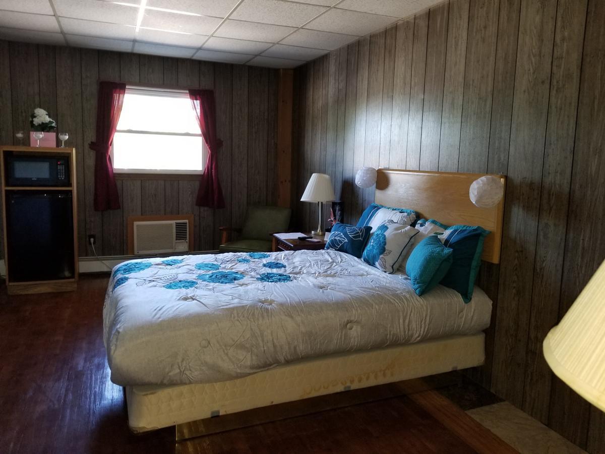 Pittsfield Motor Inn 외부 사진