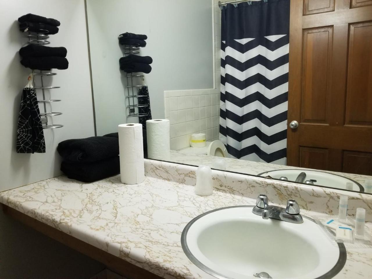 Pittsfield Motor Inn 외부 사진